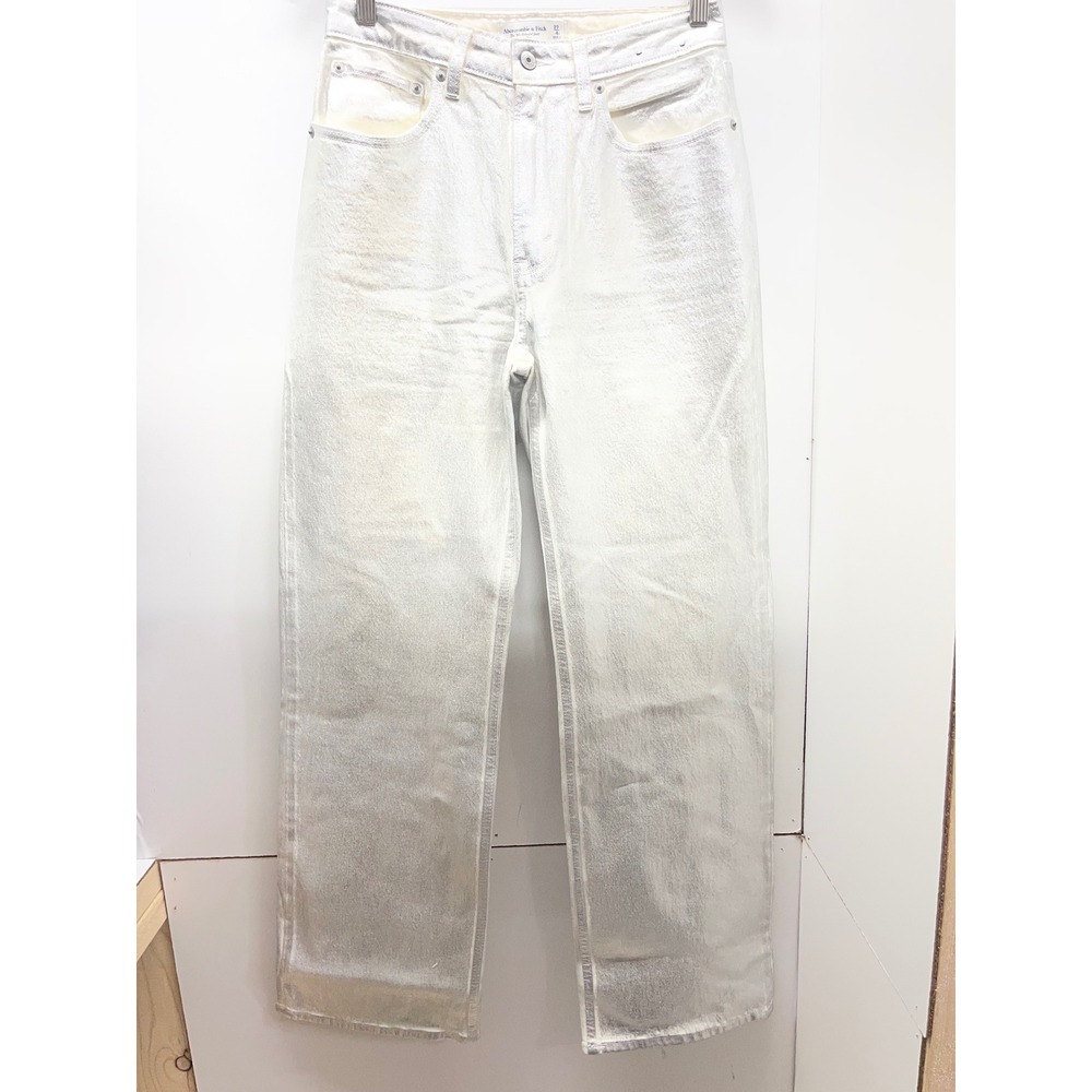 Abercrombie & Fitch Curve Love 90s Relaxed High Rise Silver Metallic Jeans 27 4R